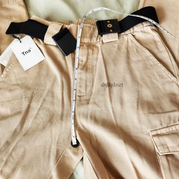 NWT Aritzia TNA Belted Cargo Pant Gd Humus Beige XS - Picture 9 of 13